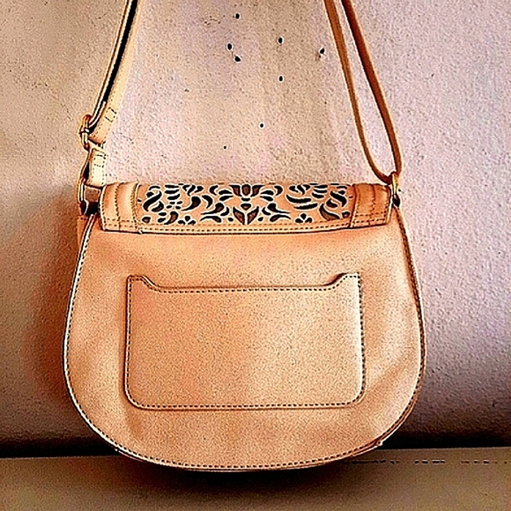 Nwot Snob Essentials vintage crossbody & free matching travel case - Picture 2 of 5